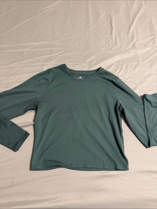 Hollister Tops - Hollister Must Have Collection Green Long Sleeve Tee